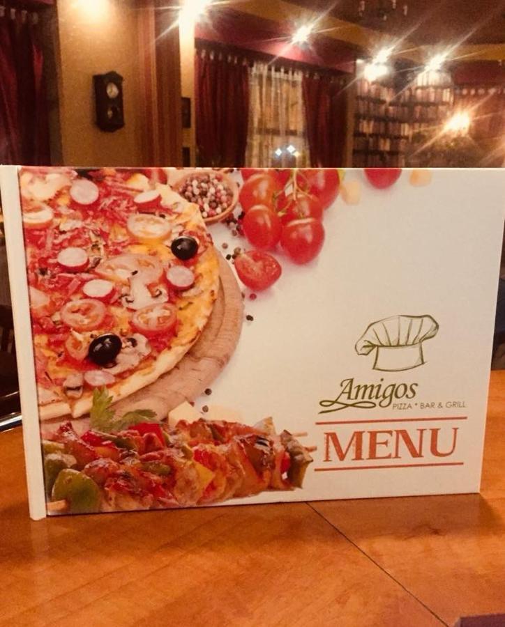 Отель Amigos Pavlikeni Экстерьер фото